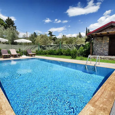 Kay6700 Malhun 2 Bedrooms *